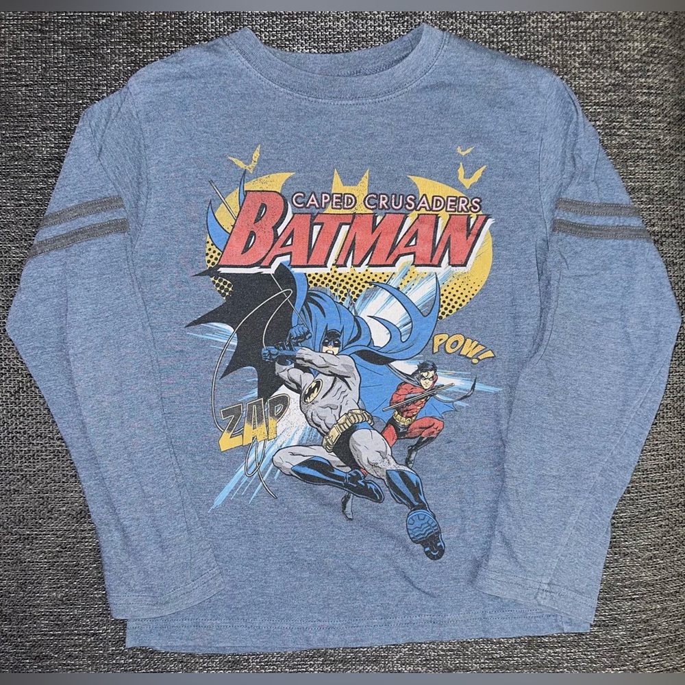 Batman Caped Crusaders Graphic T-Shirt‎ Size M
